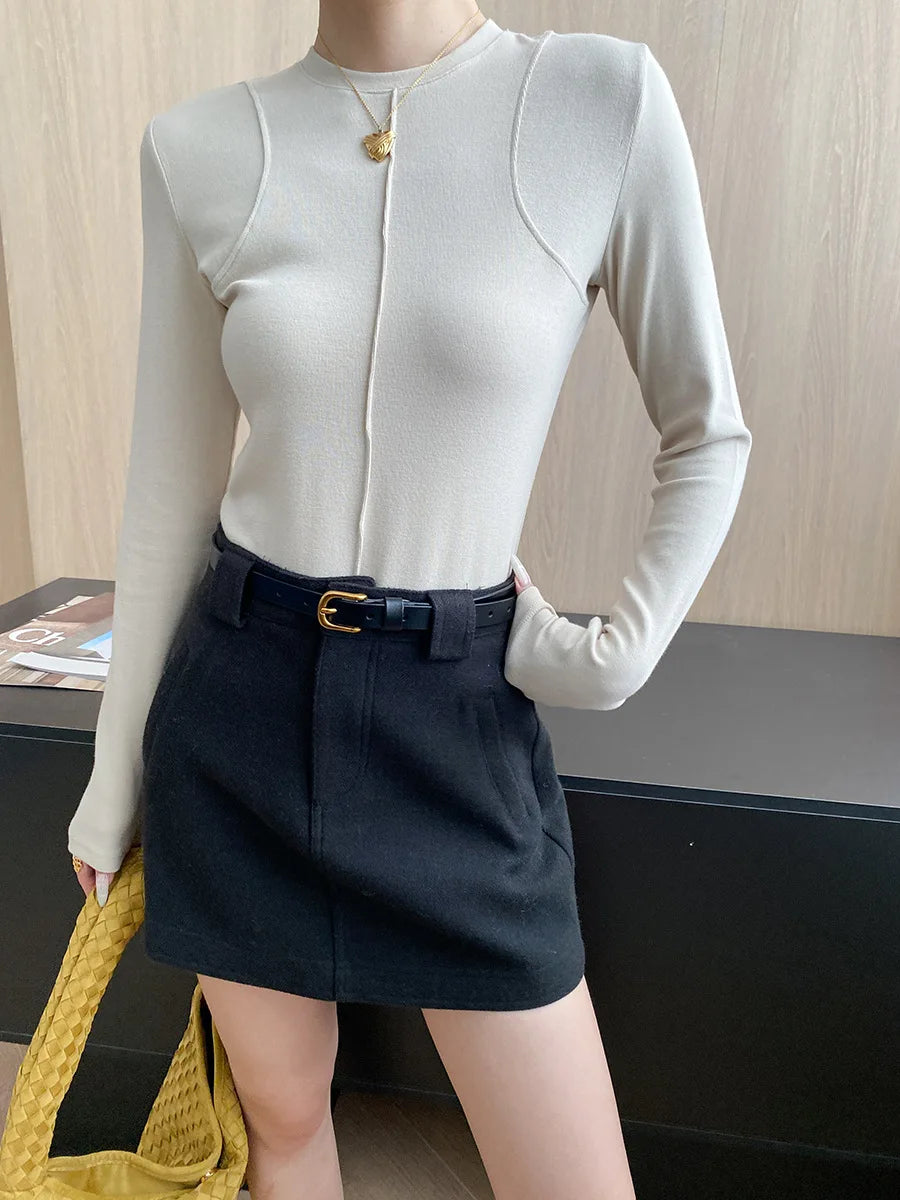 Women's casual stitching slim fit shoulder slimming base long sleeved T-shirt
