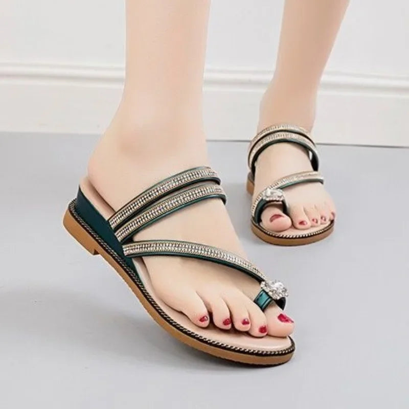Woman Slippers Thick Platform Slides Outside Shoes For Women Top Designs Sandals Cheap Novelties Low Price Clappers On Offer