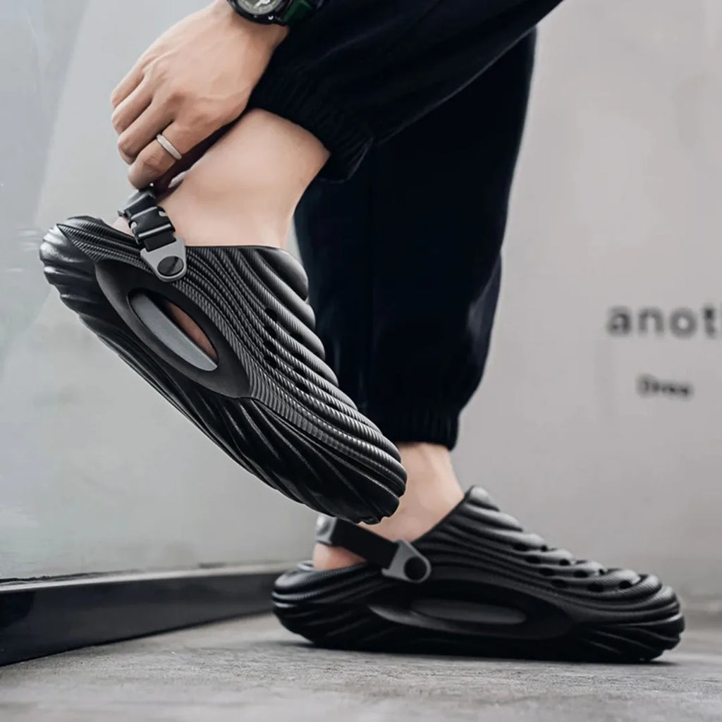 New Men Massage Slippers Slides Indoor Outdoor Sandals Beach Casual Shoes Comfortable Sole Men's Slippers