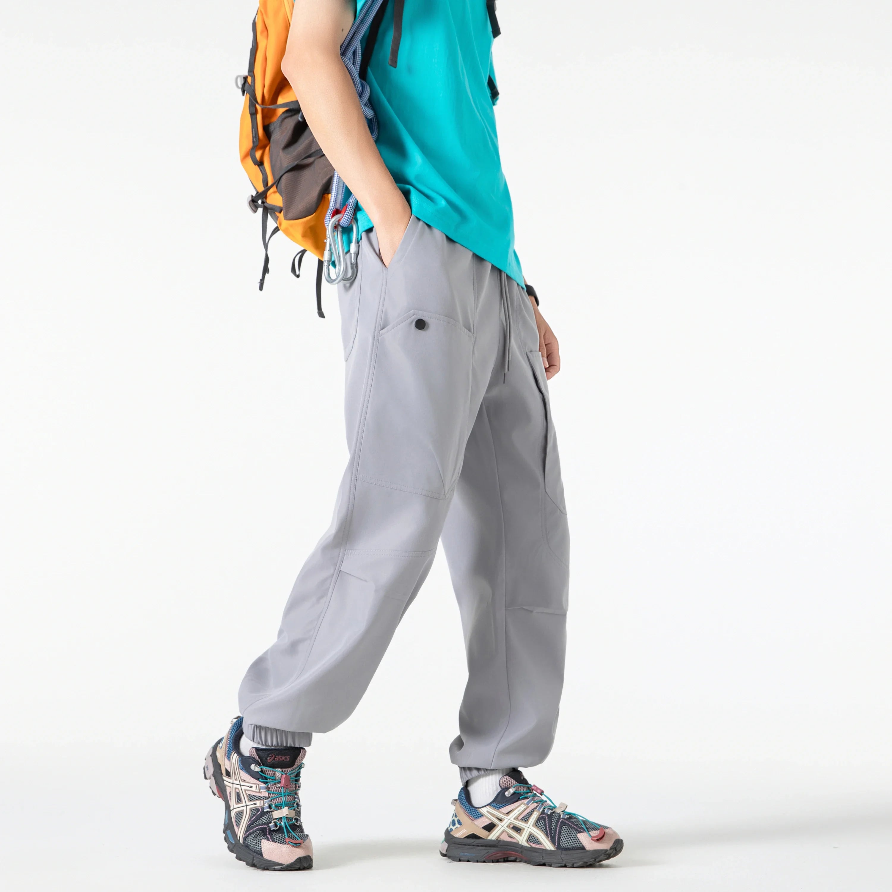 Men's outfit pants are versatile, trendy, loose, straight-leg outdoor work pants and trendy brand tight-fitting windbreakers