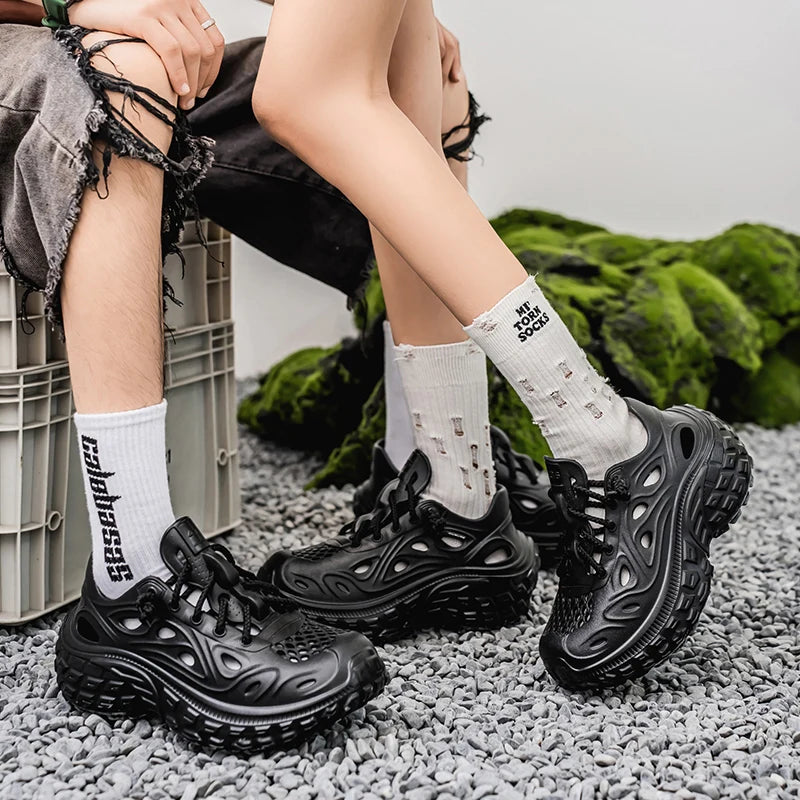 Couple Sandals For Men New Fashion 2025 Summer Outdoor Hole Shoes for Women Sandals Sandalias Hombre Sandalias De Mujer