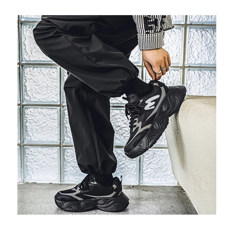 New Men's Shoes Are Trendy Fashionable Comfortable Wear Resistant Anti Slip Casual Shoes Versatile Through The Four Seas