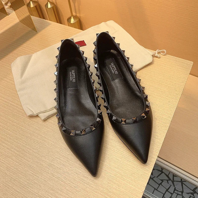 Women's Flat Shoes luxury woman shoes Leather Brand Rivet Flat Shoes Comfortable Casual Outdoor Pointed Toe Shallow Ladies shoes