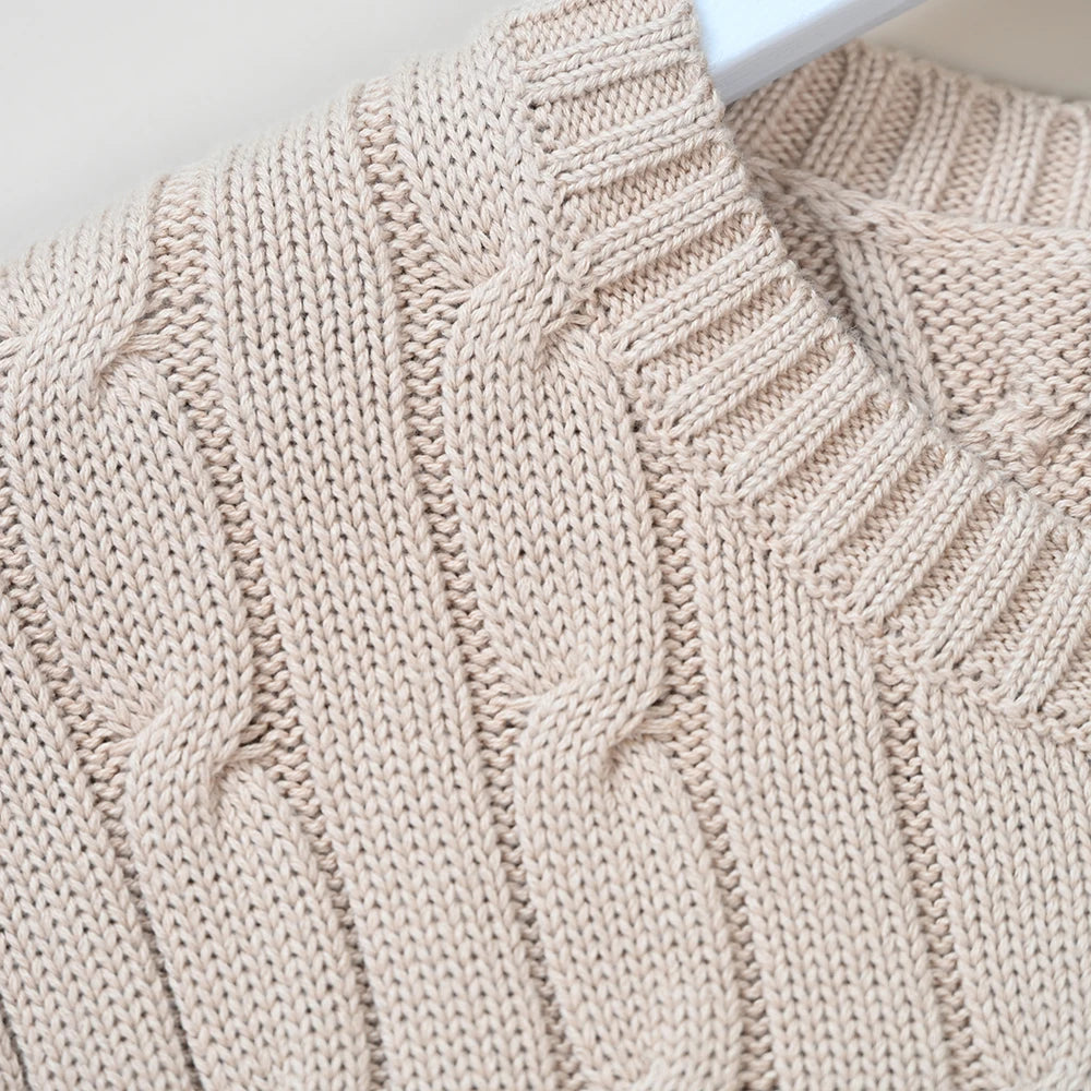 New Women's Embroidered Logo Simple Twisted Design Casual  Color round Ne Long Sve Knitted Sweater Autumn Winter