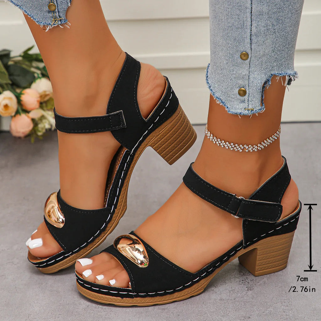 Women's Fashion Sandals 2025 Summer New Coarse Heel Leisure Comfortable Retro Outdoor Beach Cool Pumps Open Toes Elegant Sandals