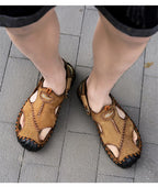 2023 Sandals Summer Men Leather  Classic Men Shoes Slippers Soft Sandals Men Roman Comfortable Outdoor Walking Footwear