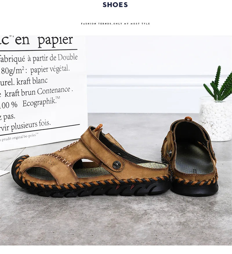 2023 Sandals Summer Men Leather  Classic Men Shoes Slippers Soft Sandals Men Roman Comfortable Outdoor Walking Footwear