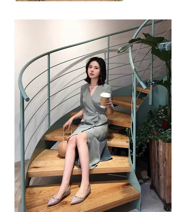 Women's Flat Shoes luxury woman shoes Leather Brand Rivet Flat Shoes Comfortable Casual Outdoor Pointed Toe Shallow Ladies shoes