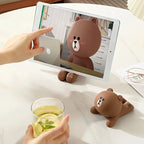 Adjustable Cartoon Character Mobile Phone Holder - Novelty Desktop Accessories，Perfect Gift for Teenagers and Adults