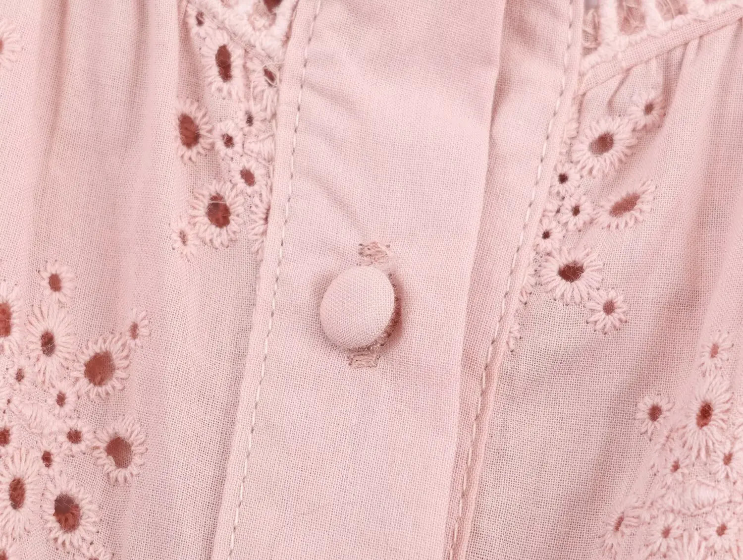 Women's 2025 new fashion casual versatile hollow embroidery shirt retro long sleeved button up women's shirt chic top