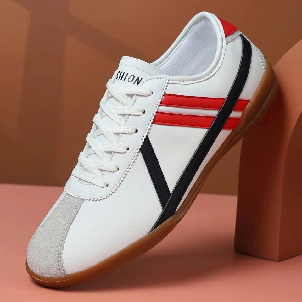 Men's shoes 2025 New Style Fashionable Casual shoes  Men's Outdoor Walking shoes Sports shoes Comfortable and Durable for Men 10