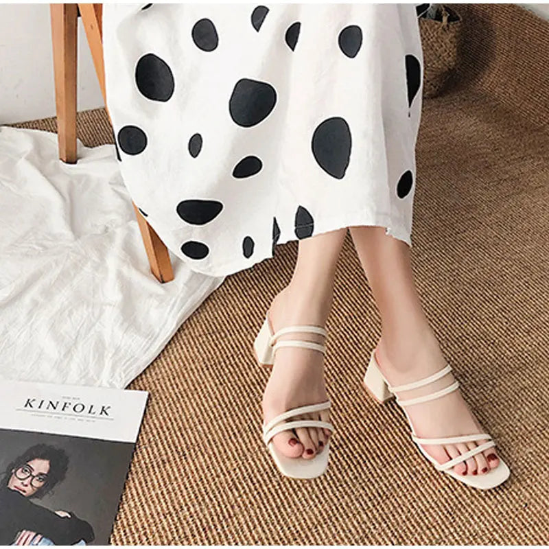 Women Sandals Ladies Square Heels Elegant Summer Slippers Outside Cross Tied Leather Female Slides 2021 Fashion Woman Sandals