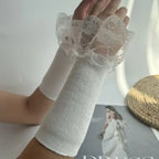 1Pair Detachable lace Cuffs Knitted Lace Flower Flared Arm Sleeves Warm Woolen Ruched False Cuffs Sweater Blouse Wrist Warmers