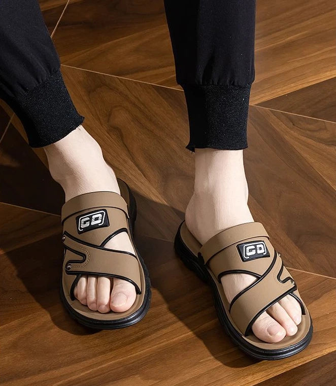 Men's Sandals Anti Slip Beach Shoes 2025 New Summer Versatile Anti Odor Dual Purpose Men's Fashion Waterproof Cool Slippers