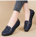 Fashion Leather Women Flats Round Toe Women Shoe Moccasins Shoes Woman Slip On Shoes Women Black Zapatos Mujer Plus Size