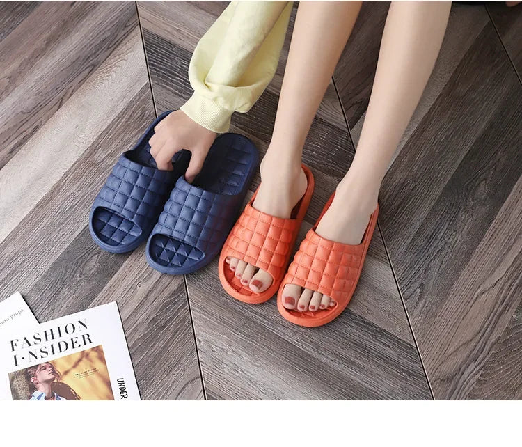 Home Bathroom Slippers Women Fashion Soft Sole EVA Indoor Slides Woman Sandals 2023 Summer Non-slip Woman Man Slippers