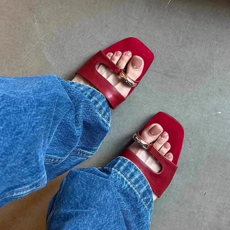 Women Slippers Casual Anti-slip Designer Slippers Comfortable Outdoor Sandals Fashion Elegant Flat Shoes Summer New Slides Women