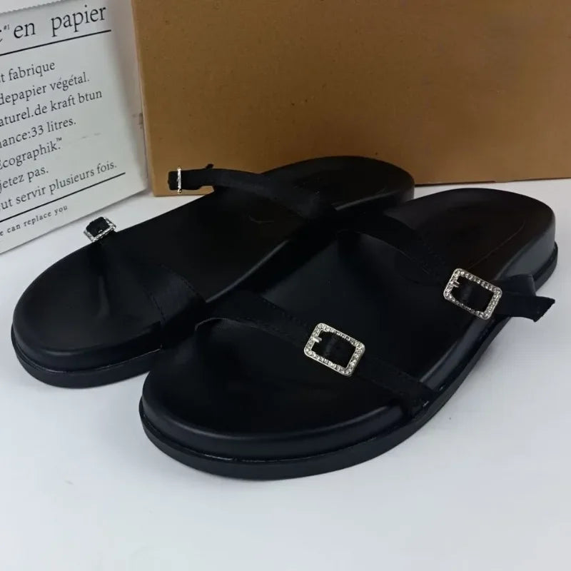 2025 Summer Slippers for Woman Diamond Buckle Straps Flat Ladies Beach Shoes Comfortable Open Toe Thick Sole Outdoor Slides