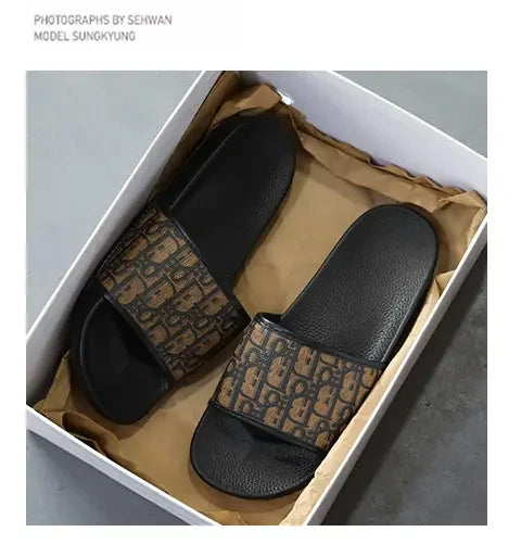 Men's Home Slippers Lightweight Summer New Style Flat and Worn Casual Retro Patterned Anti-slip Quick-drying Sandals