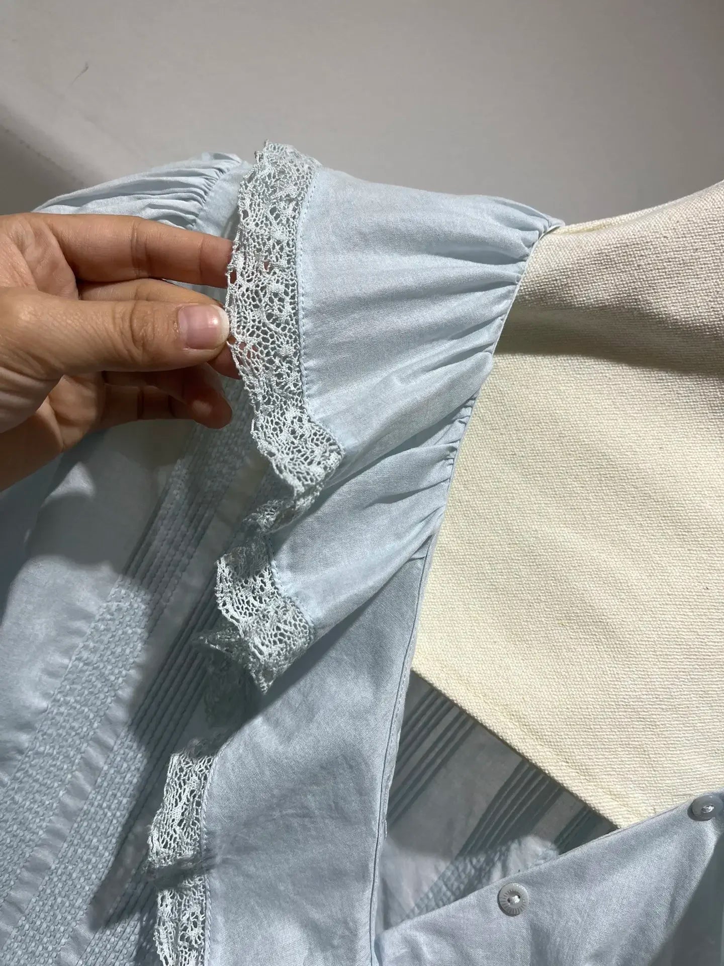 Lace Stitching Women's Pleated Blouse Summer Ruffles Edge V-Neck Puff Sleeve Casual Female Shirt