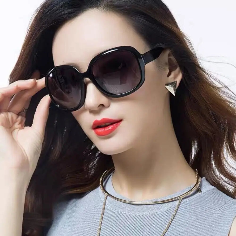 Sunglasses for Women Men Classic Retro Vintage Oversized Eyewear Fashion Shades Round Faced Driving Glasses