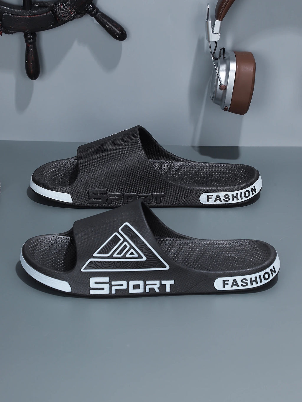 Men's Slippers, Durable for Outdoor Use, Summer Outdoor Wear, Indoor Home, Deodorant, Non-Slip, Bathroom Bathing, Thick-Soled Sandals for Men