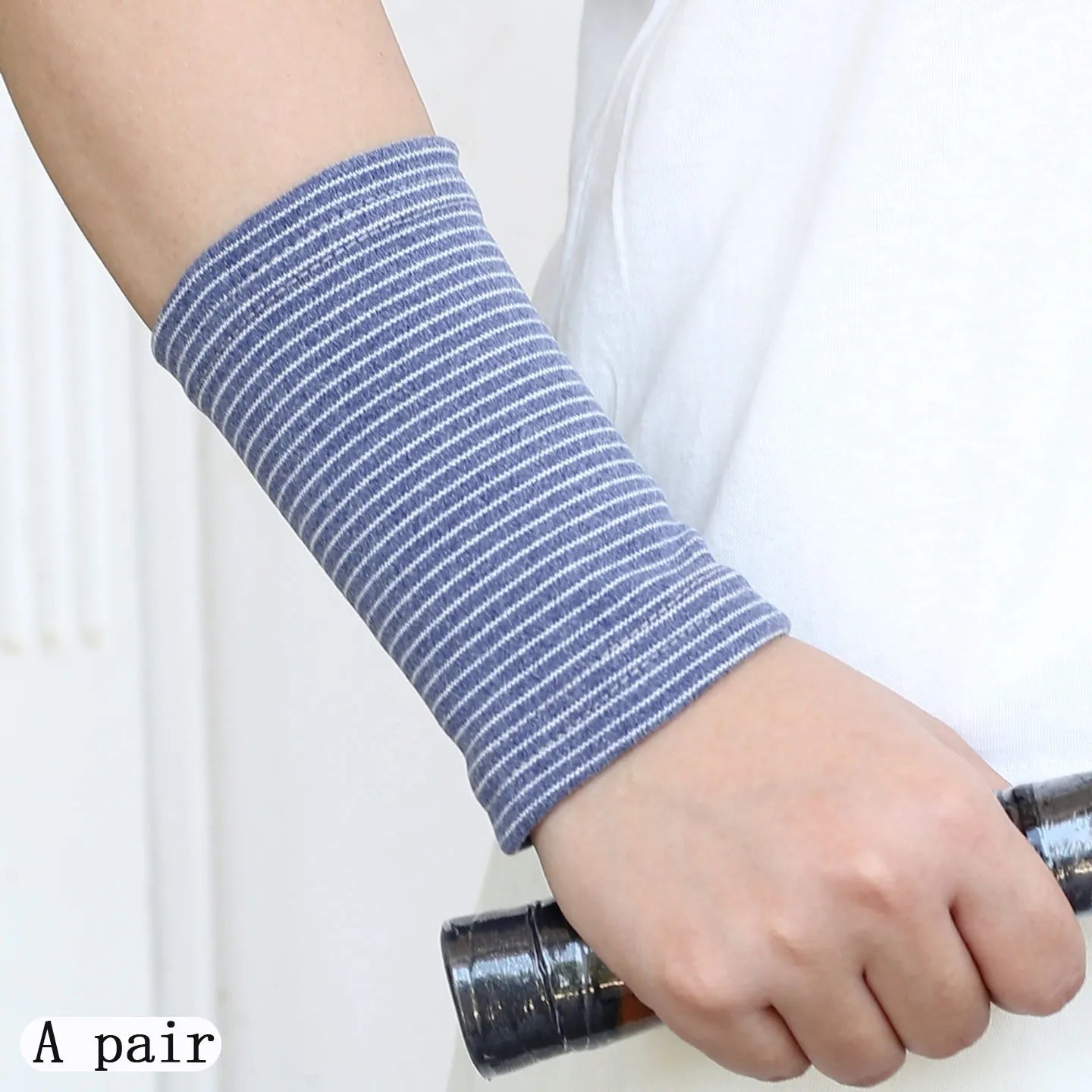 Men's and Women's Arm Warming Covers - Keep Your Hands Warm and Protected for Driving, Cycling, Playing Sports, Running