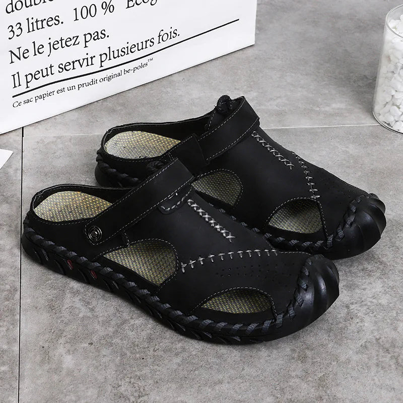 2023 Sandals Summer Men Leather  Classic Men Shoes Slippers Soft Sandals Men Roman Comfortable Outdoor Walking Footwear