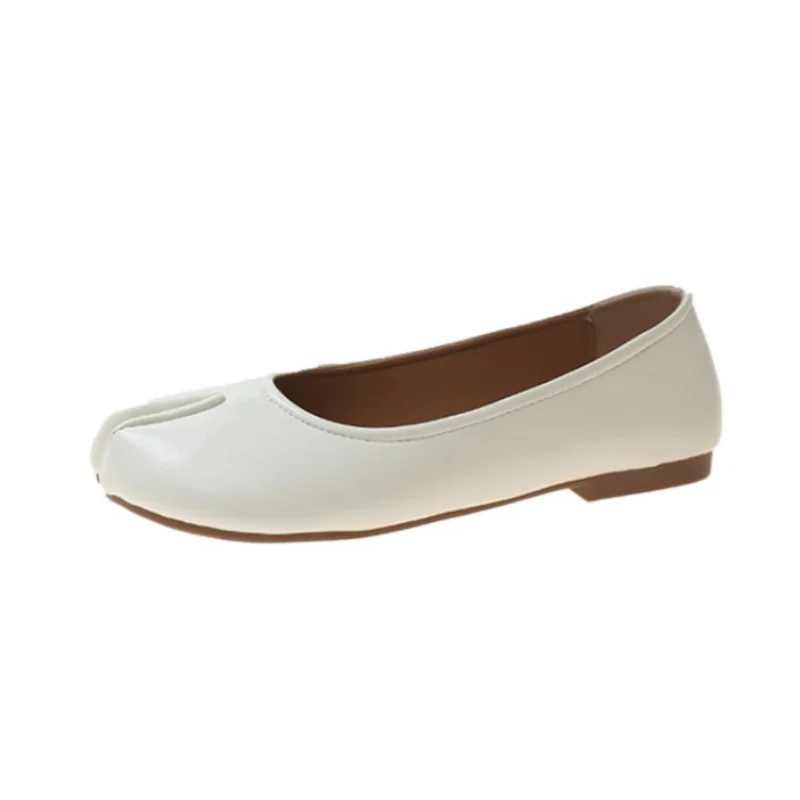 Women Flats Tabi Ninja Shoes Woman Microfiber Leather Comfy Flats Split Toe Slippers Soft Bottom Loafers 2024 New Fashion Design