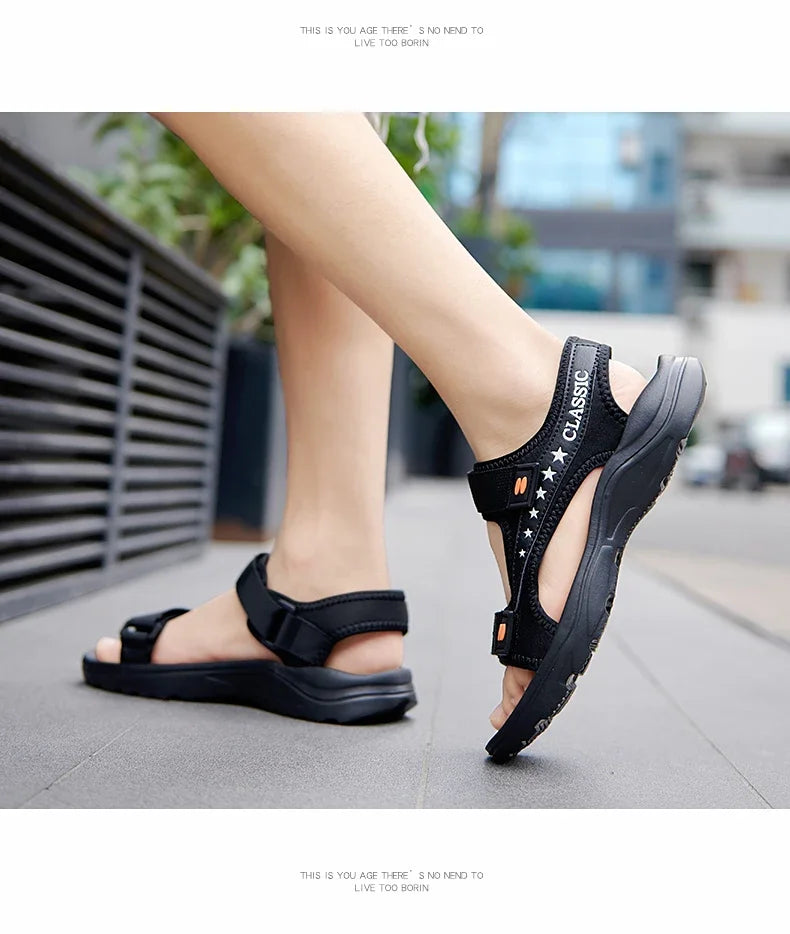 Classic summer sandals for men and women, lightweight and breathable, with Velcro trendy sandals, open-toe sandals