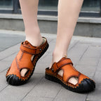 2023 Sandals Summer Men Leather  Classic Men Shoes Slippers Soft Sandals Men Roman Comfortable Outdoor Walking Footwear