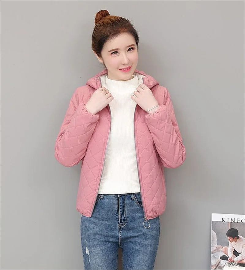 Winter Lambswool Coat 2025 Small Cotton-Padded Coat Women's Short Parkas Warm Cotton Jacket Joker Hooded Outwear Ladies Overwear