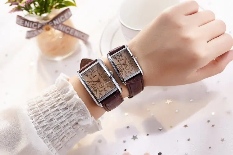 Fashion Couple Watch Luxury Rectangle Dial Women Quartz Watch Men Leather Band Casual Women Leather Wristwatch Relogio Masculino